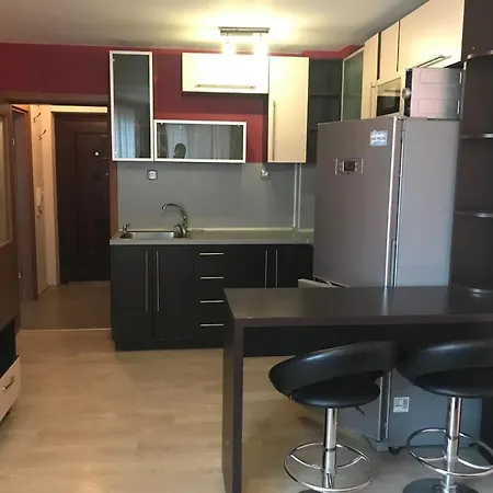 Lazarovi Apartman *